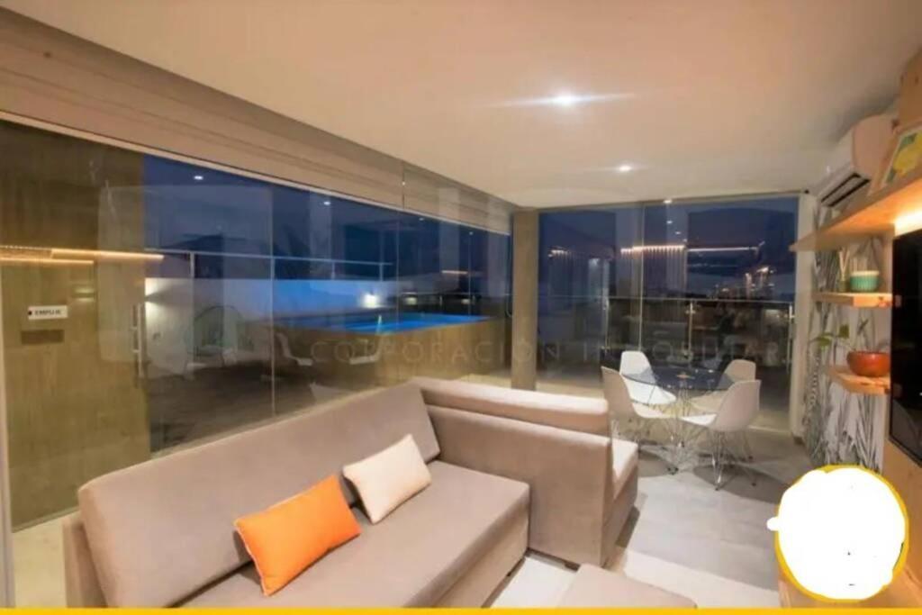 Bamboo Apartamento Monoambiente-Frente A Mall Ventura サンタ・クルス・デ・ラ・シエラ エクステリア 写真