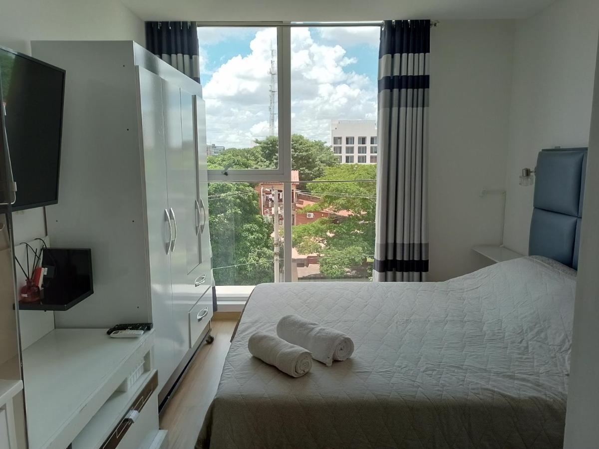 Bamboo Apartamento Monoambiente-Frente A Mall Ventura サンタ・クルス・デ・ラ・シエラ エクステリア 写真